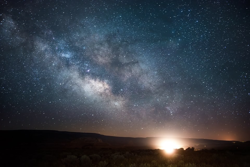 Illustration for article titled We're Marvelling At These Incredible Pictures Of The Night Skies